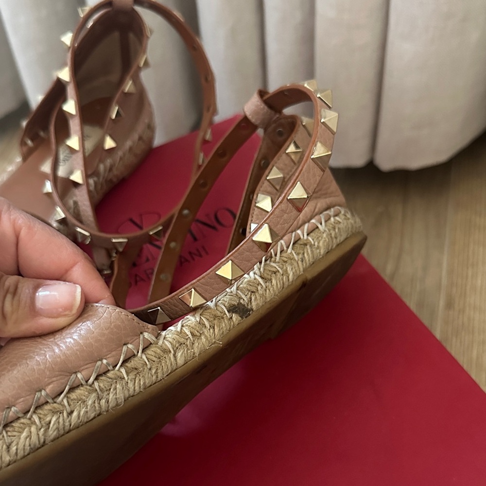 Valentino Studded Tan Espadrilles - Picture 4 of 4